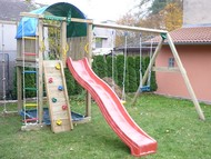 Hřiště Jungle Villa a houpačka Swing module